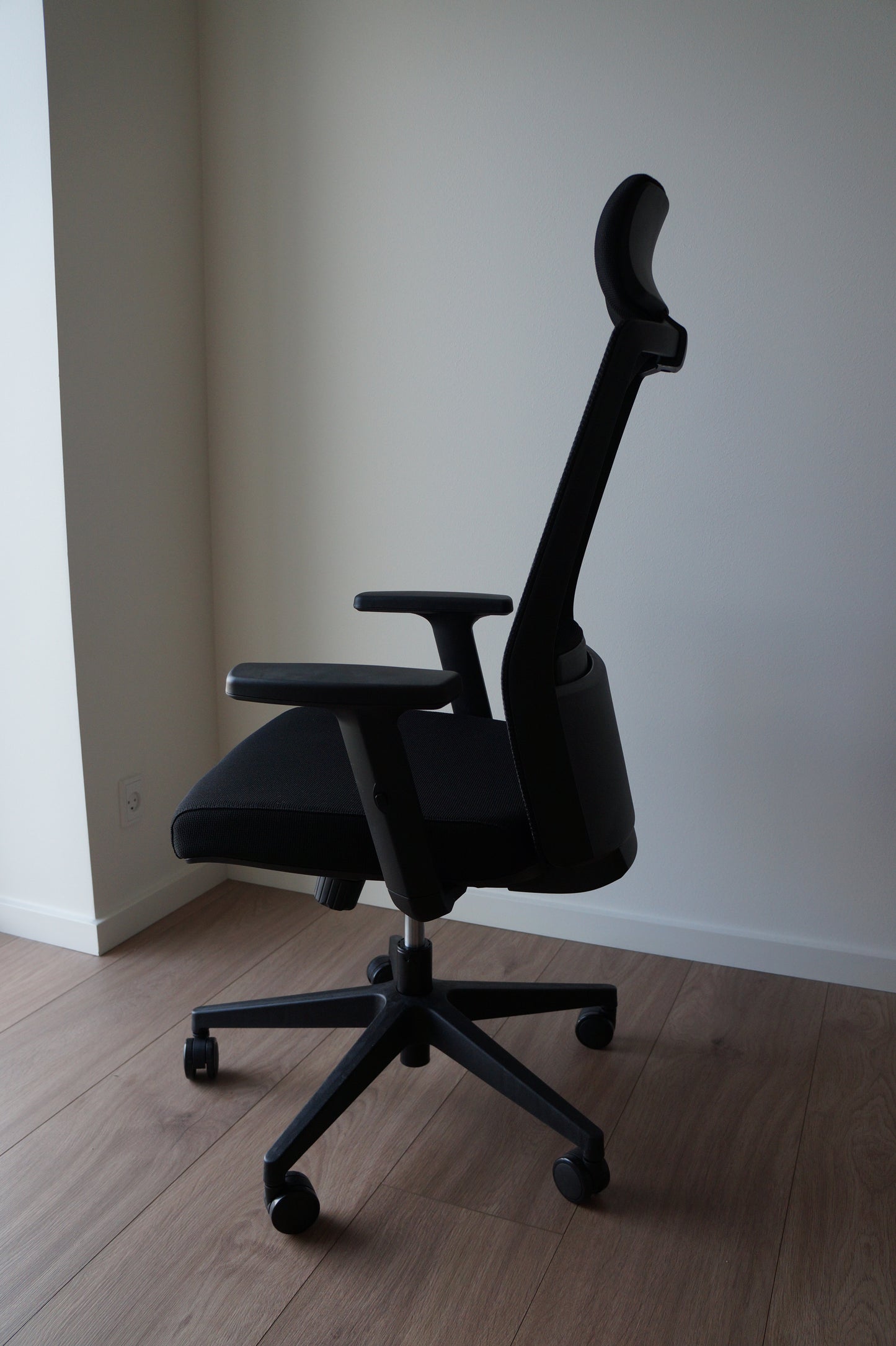 Office Chair Ergo 318 Ergonomic + Neck Support