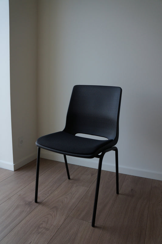 Conference Chair Ana 4340S