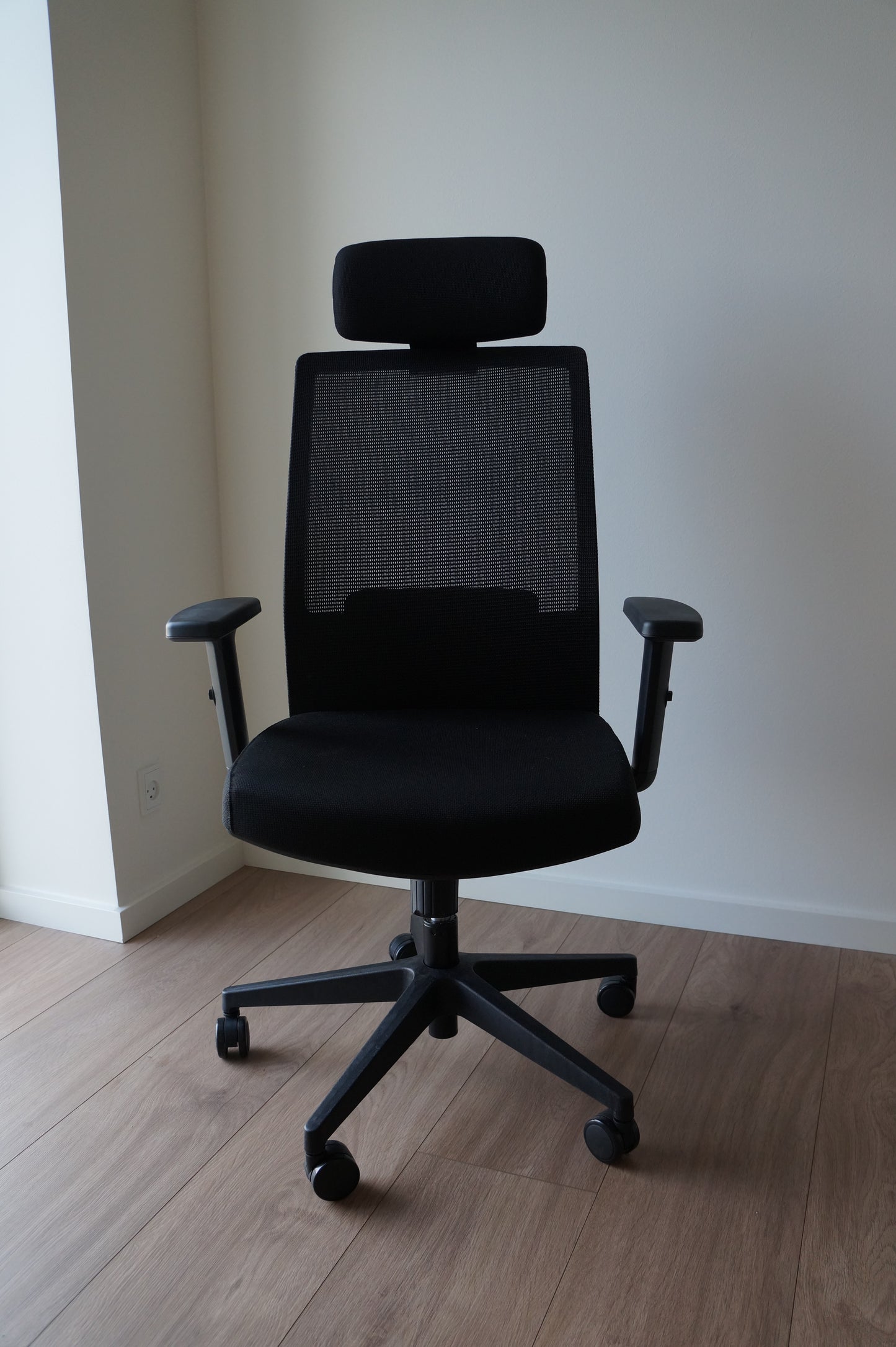 Office Chair Ergo 318 Ergonomic + Neck Support
